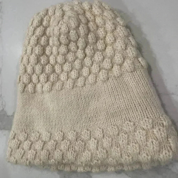 Winter Beanie Popcorn Texture Knit Hat Cream Color Stretchy Cozycore Outerwear - Picture 4 of 6